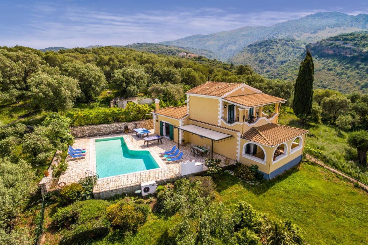 Villa Vingla By Villa Plus Kassiopi Exterior photo