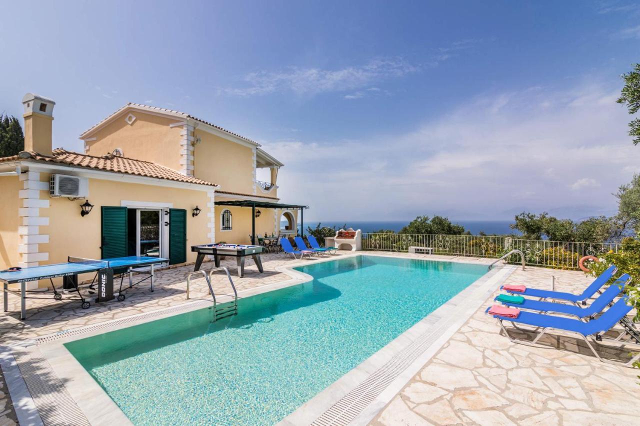 Villa Vingla By Villa Plus Kassiopi Exterior photo