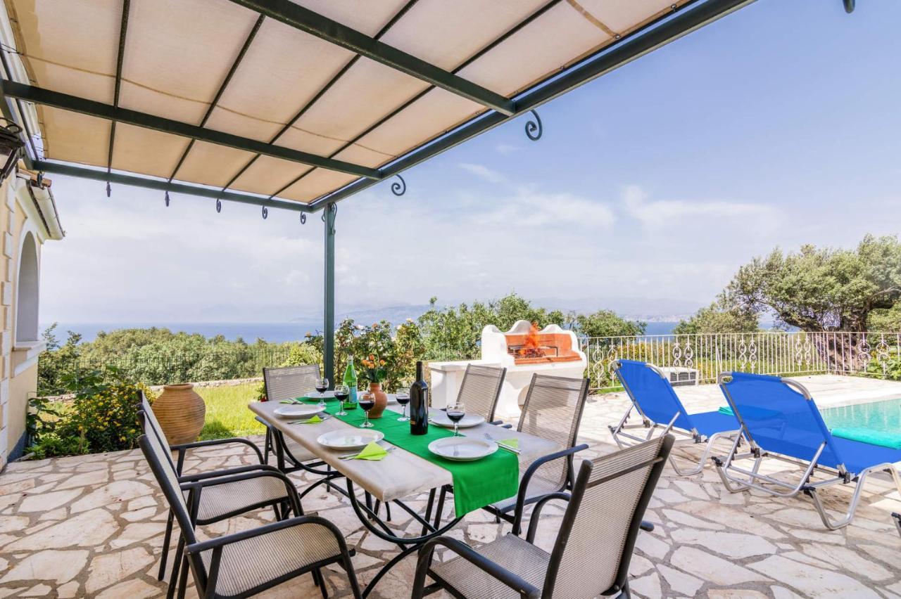 Villa Vingla By Villa Plus Kassiopi Exterior photo