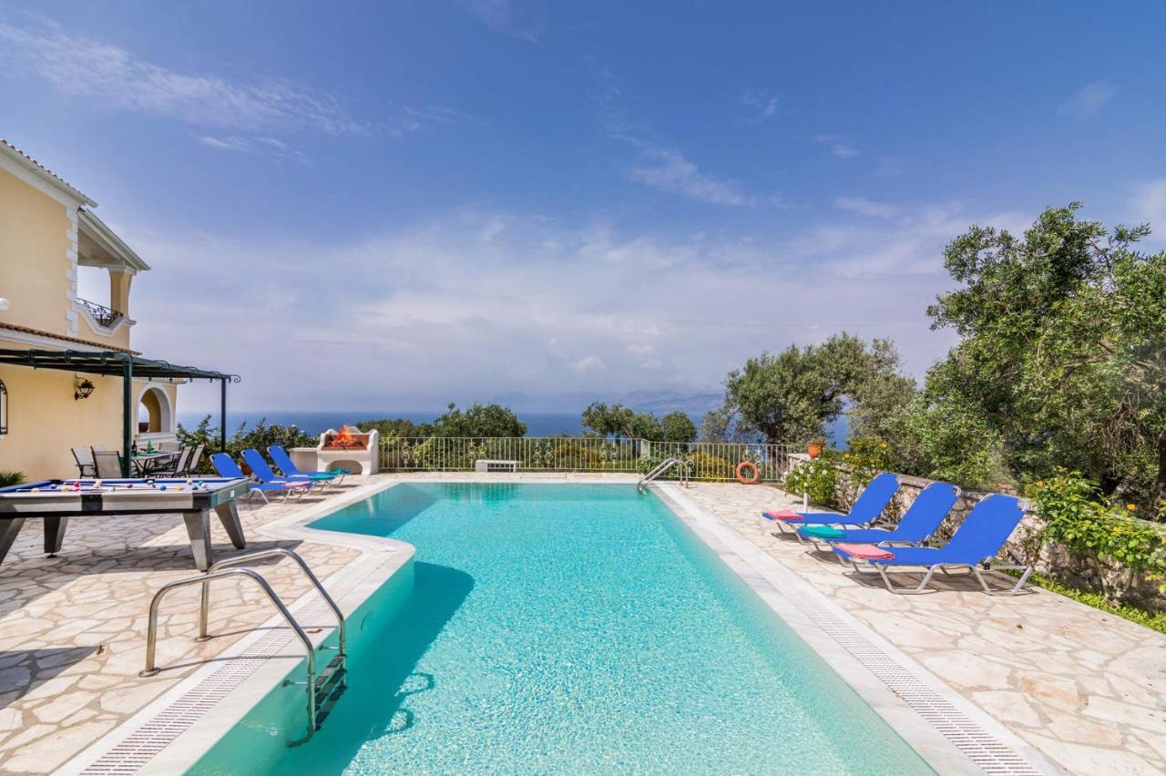 Villa Vingla By Villa Plus Kassiopi Exterior photo