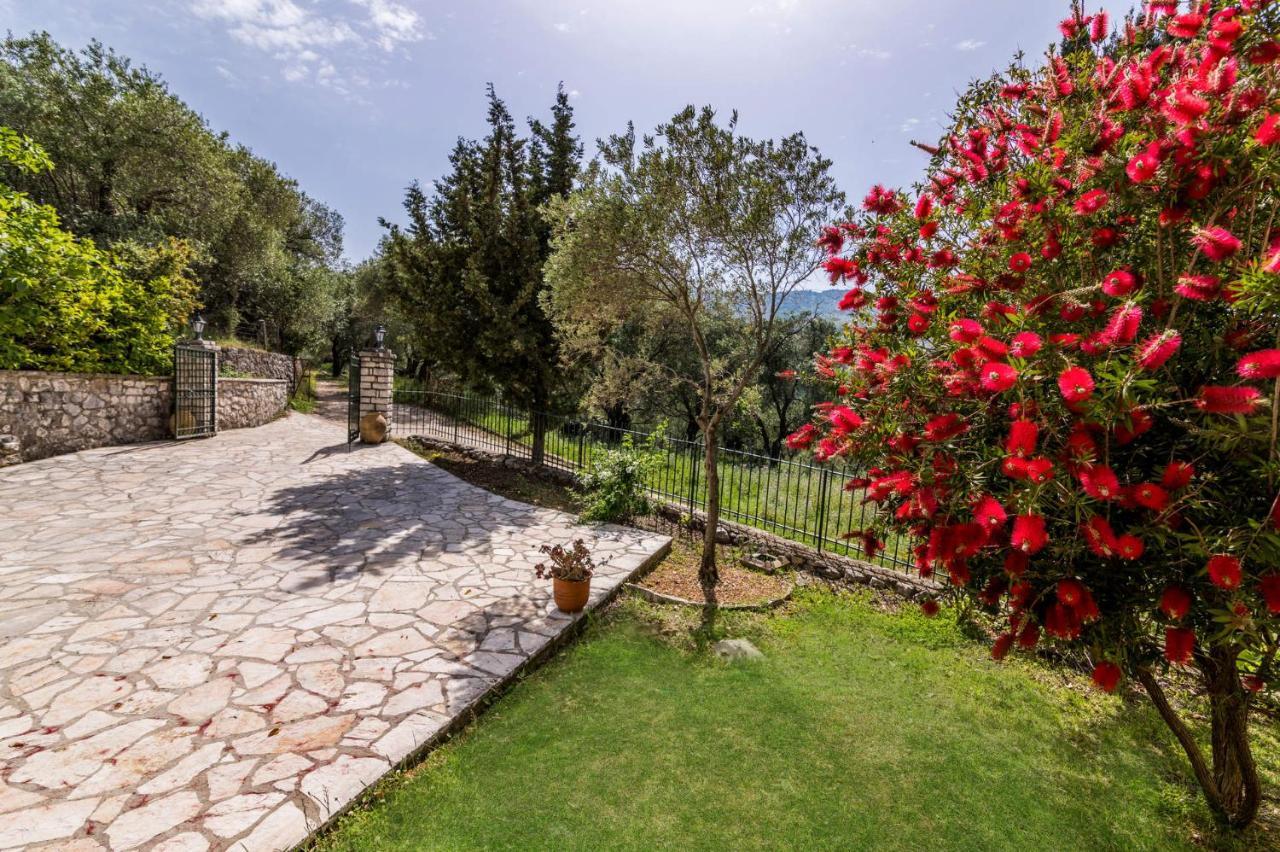 Villa Vingla By Villa Plus Kassiopi Exterior photo