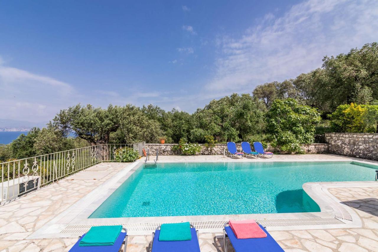 Villa Vingla By Villa Plus Kassiopi Exterior photo